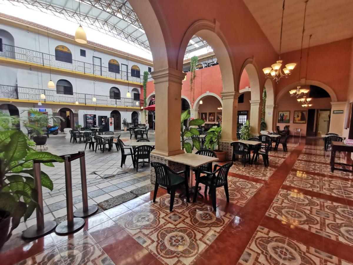Hotel Doralba Inn Merida Exterior photo