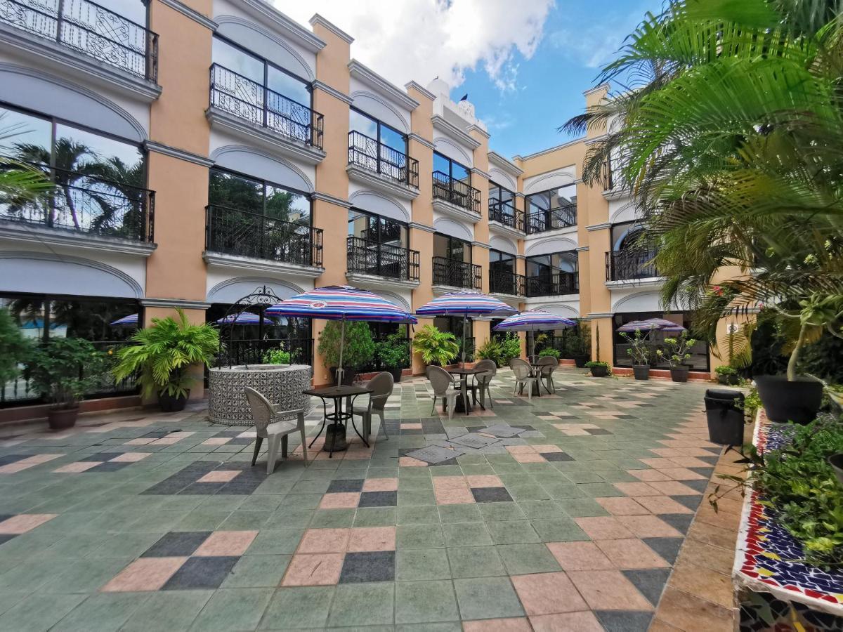Hotel Doralba Inn Merida Exterior photo