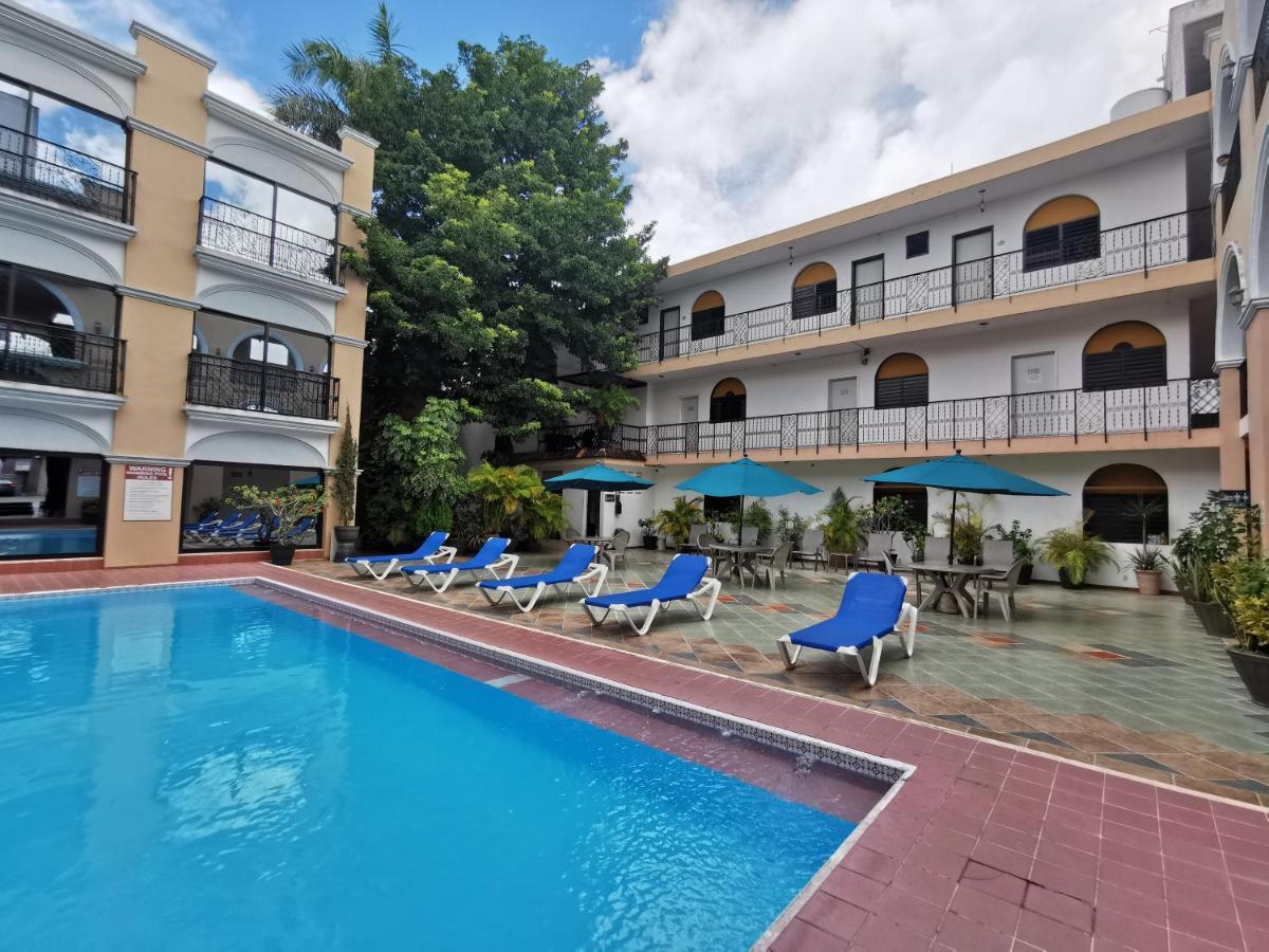 Hotel Doralba Inn Merida Exterior photo