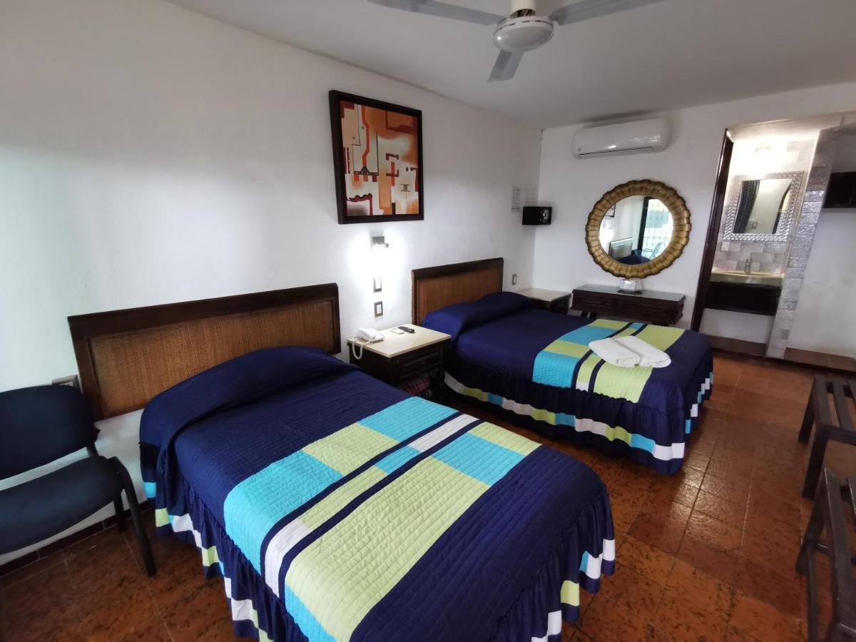 Hotel Doralba Inn Merida Exterior photo